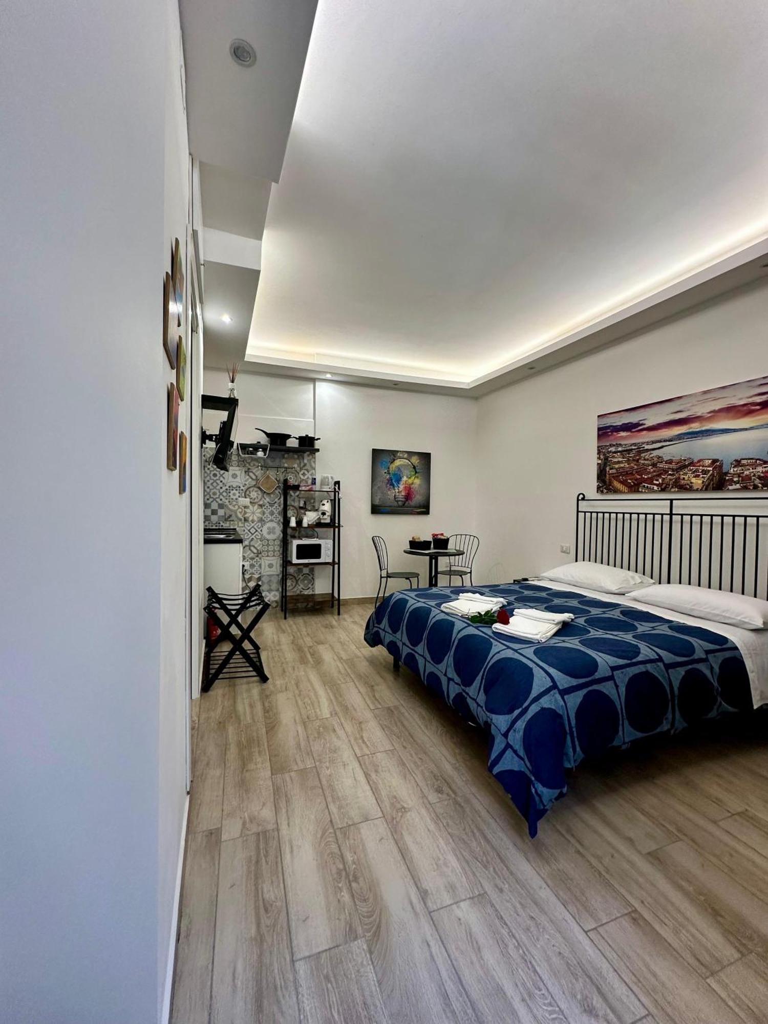 O'vicariell * Naples